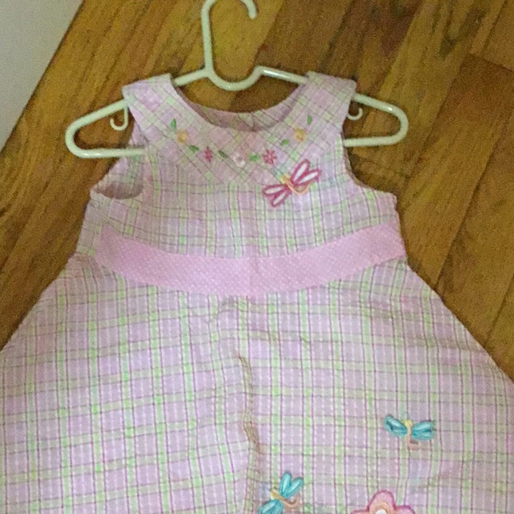 Young - Picture 4 of 6